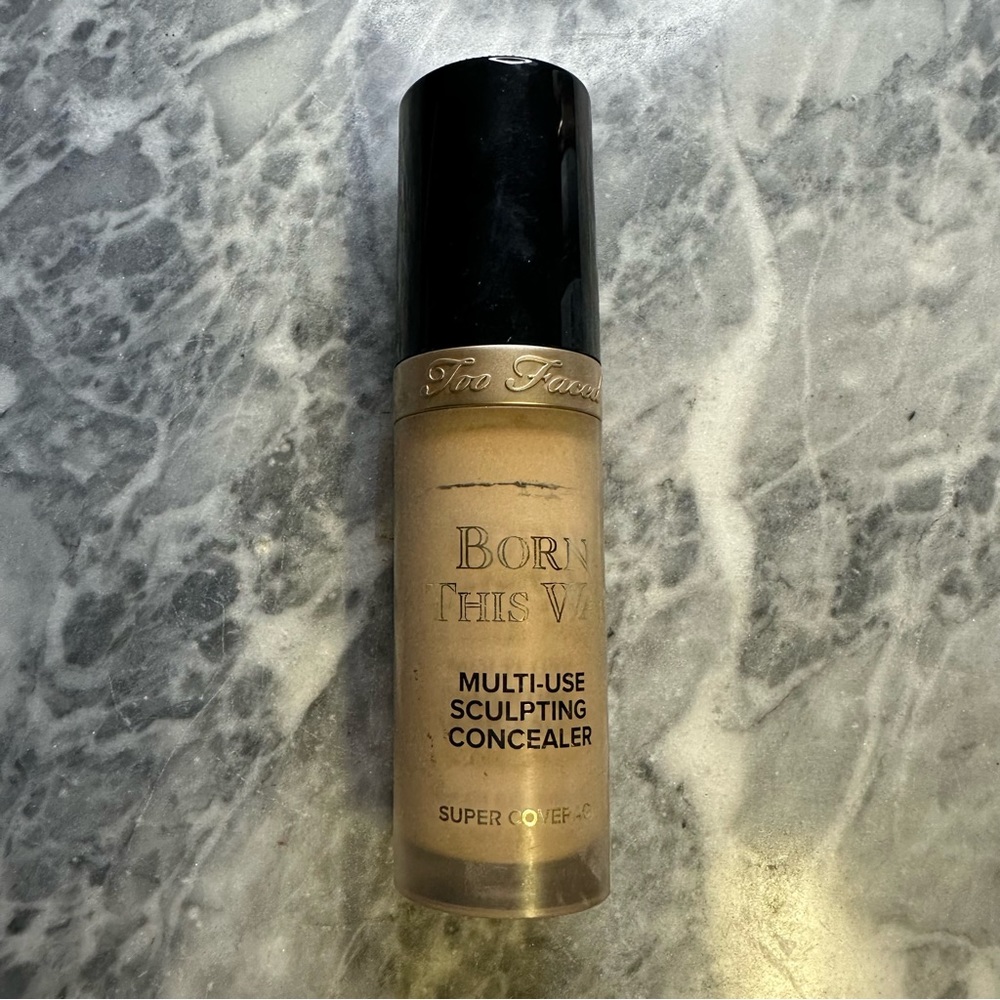 Too Faced Born This‎ Way Concealer Pearl